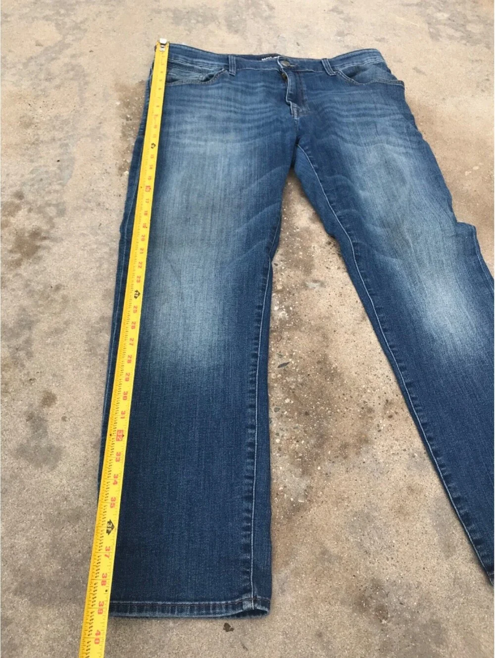 Mavi Jeans Zach Straight Leg Jeans Mens Blue Medium Wash Denim Pants Zip Fly